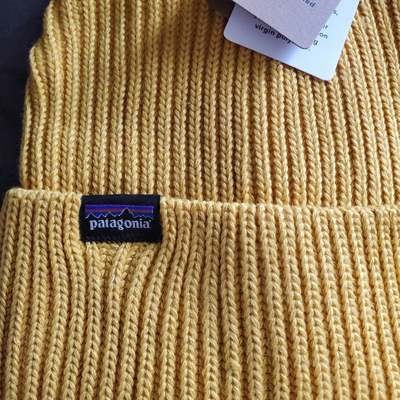 Patagonia mens fisherman rolled beanie hat gold - Picture 3 of 6